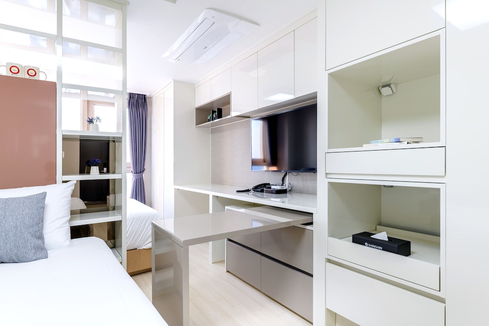 Shin Shin Hotel Seogwipo 41/50