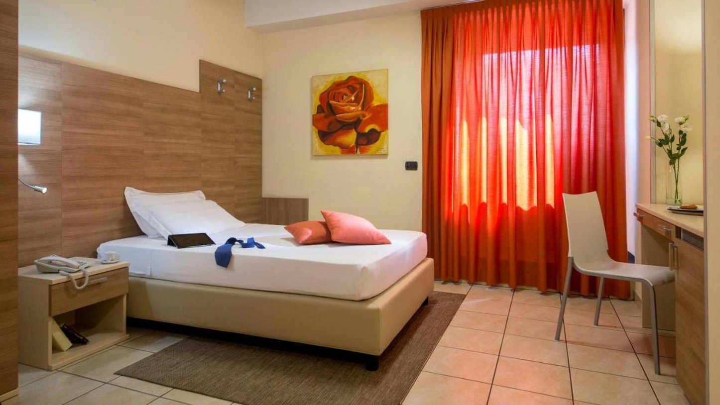 Hotel Domidea 12/65