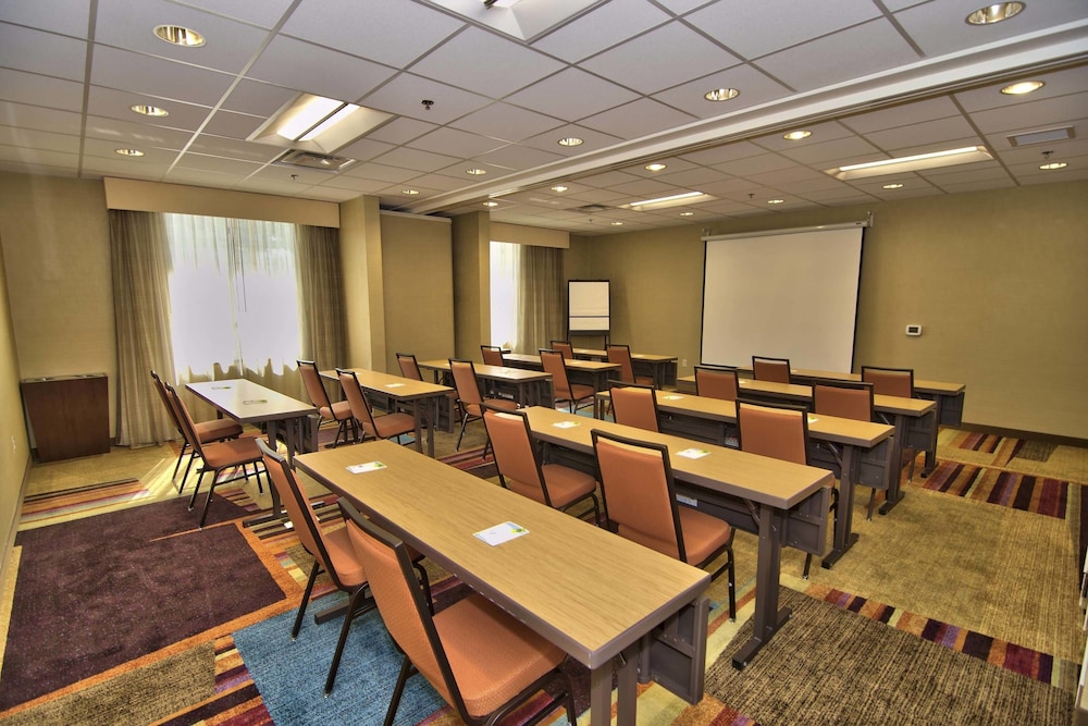 Fairfield Inn Suites Towanda Wysox 48/60