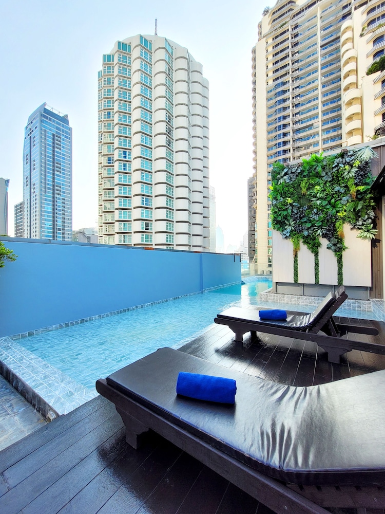 Hotel Citrus Sukhumvit 13 by Compass Hospitality 66/70