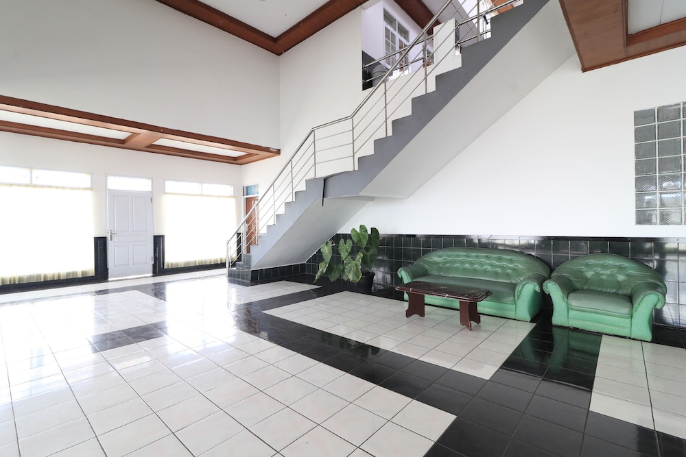Abang Hotel Ciwidey 41/58