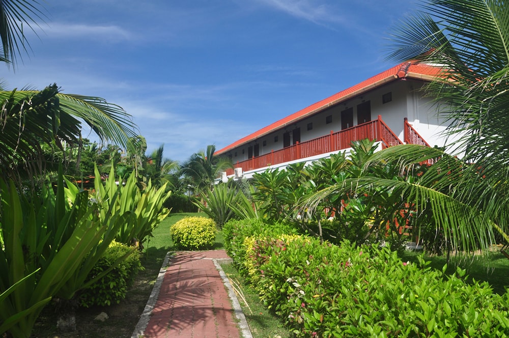 P P Erawan Palms Resort 40/48