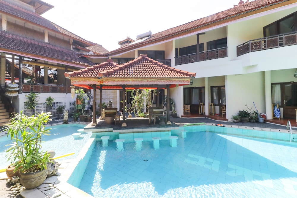 The Flora Kuta Bali 10/62