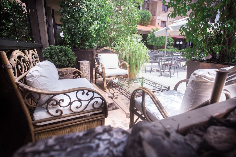 LAS VENTANAS SUITES HOTEL 21/30