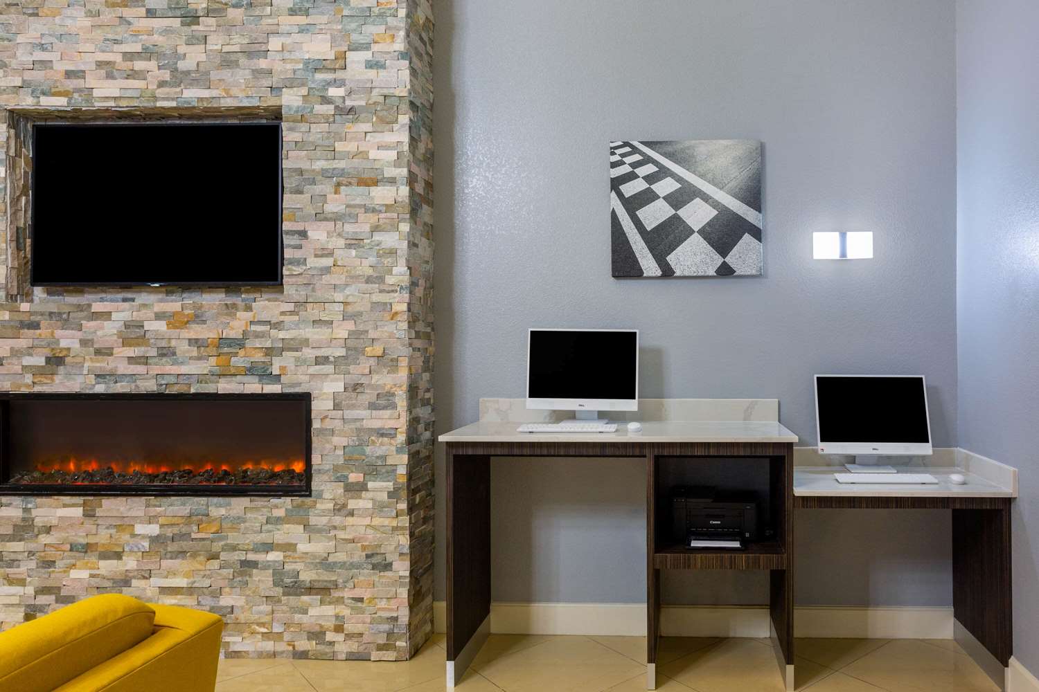 La Quinta Inn & Suites by Wyndham Sebring 44/56
