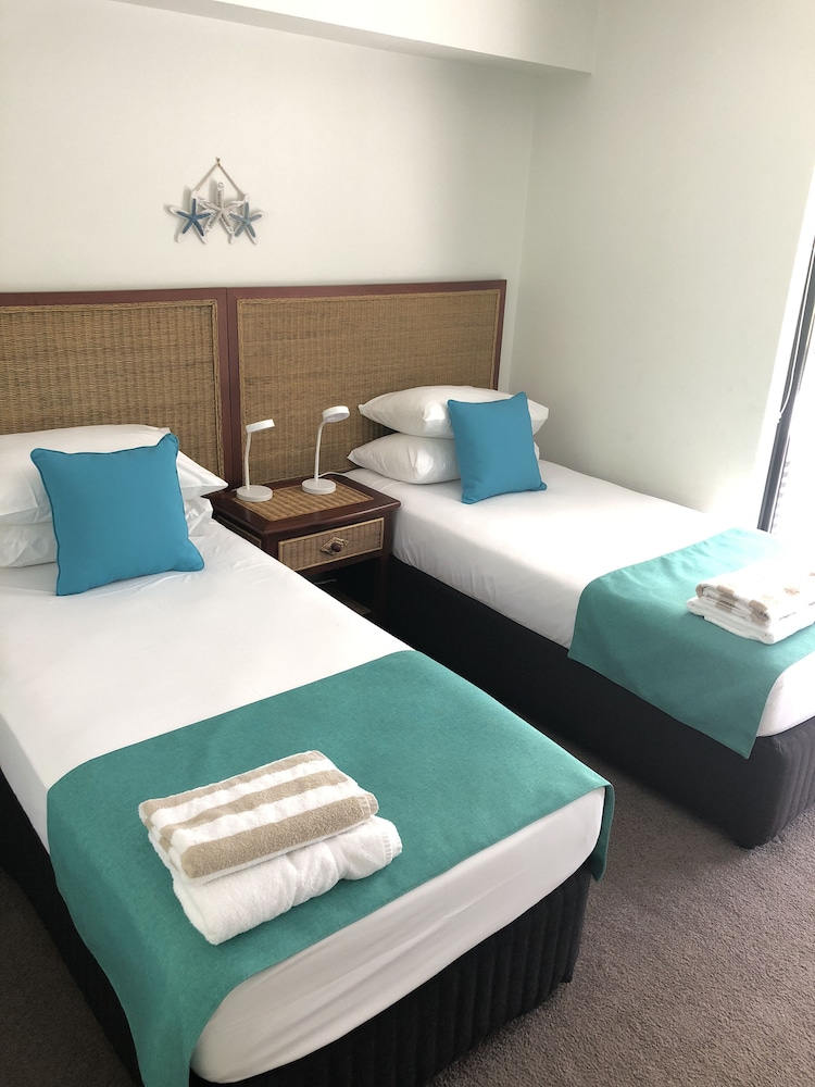 Elysium Apartments 17/68