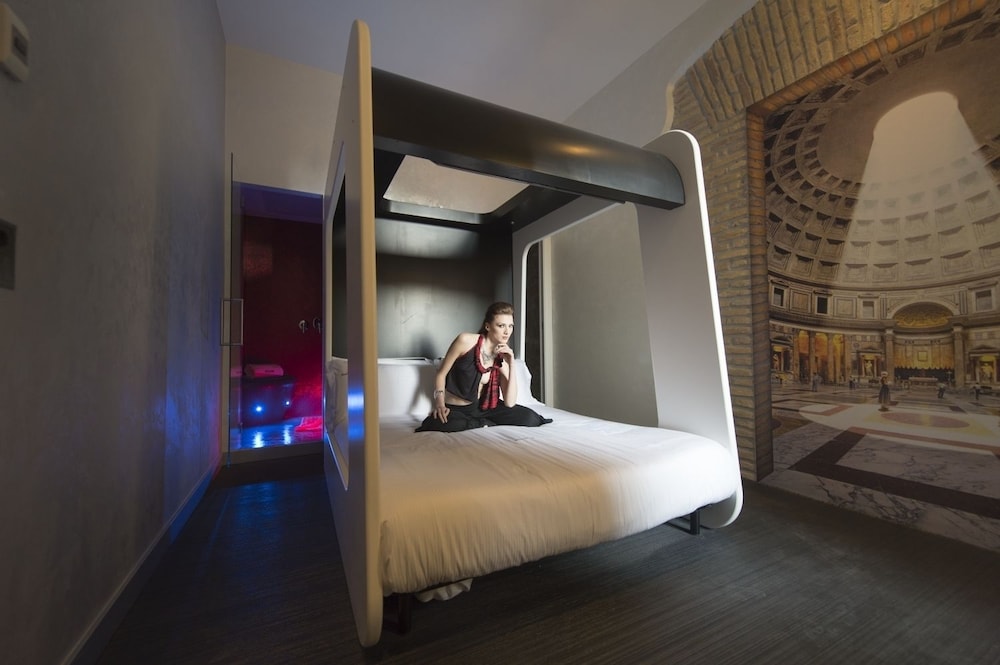 Irooms Pantheon & Navona 47/65
