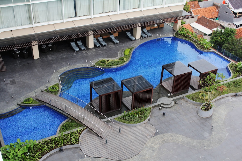 The Luxton Cirebon Hotel Convention 2/63
