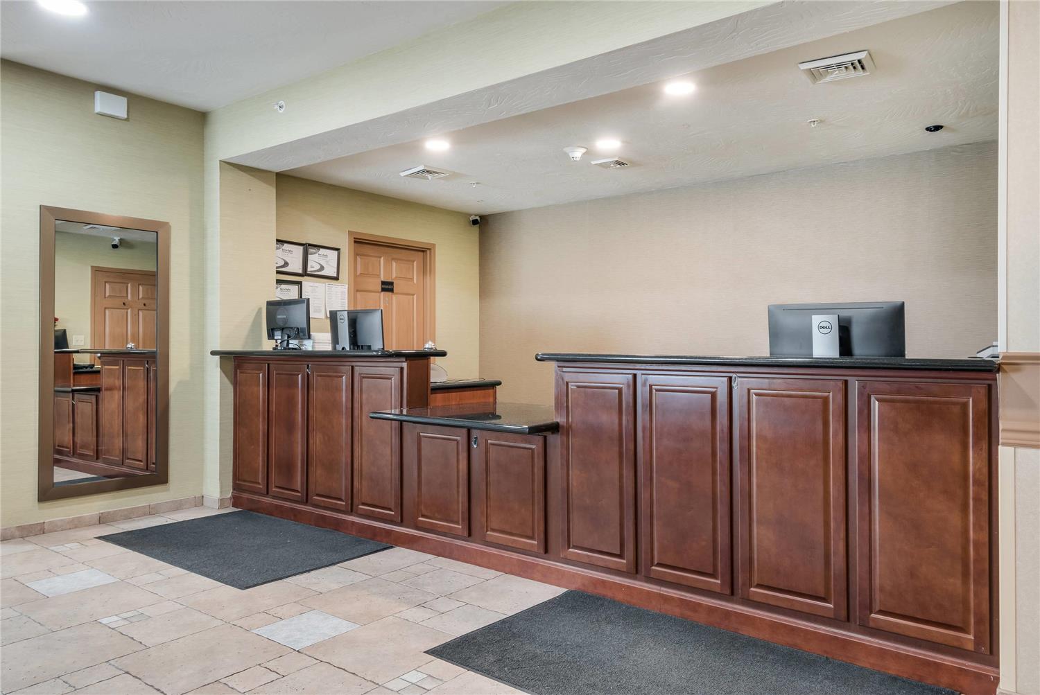 Sleep Inn & Suites Gettysburg 1/19