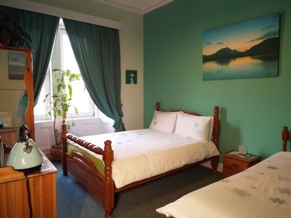 Badjao Bed and Breakfast 6/20