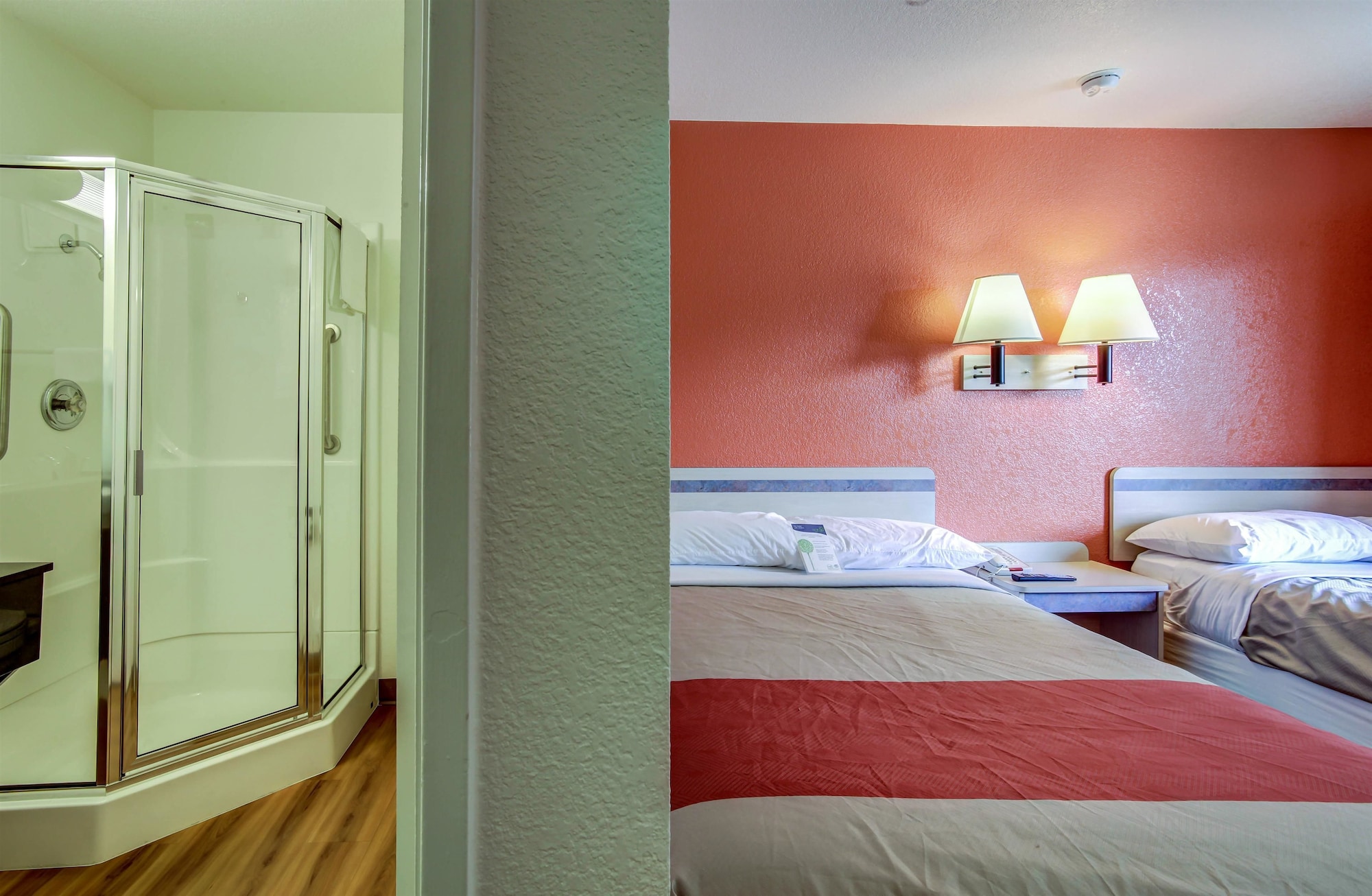 Standard, Double Bed, Accessible, Motel6 Grants Pass, OR 4/7