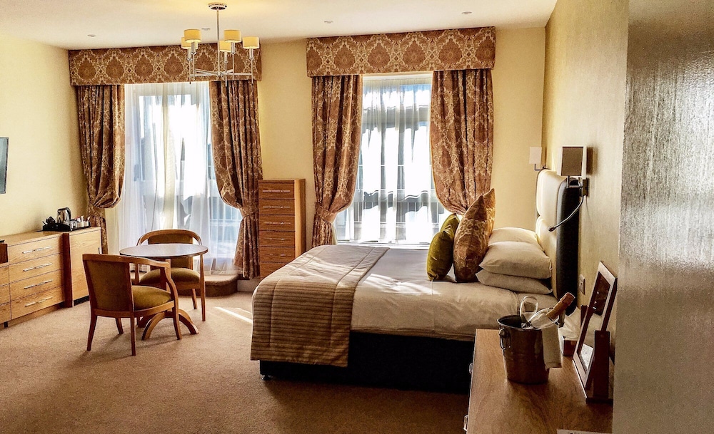 The Abbey Sands Hotel 28/60