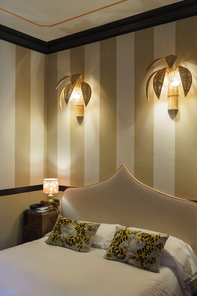 Hotel Hermitage 25/63