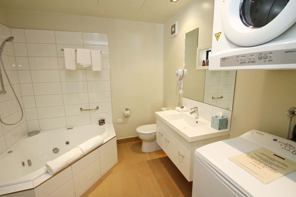 Delorenzo S Studio Apartments 35/72