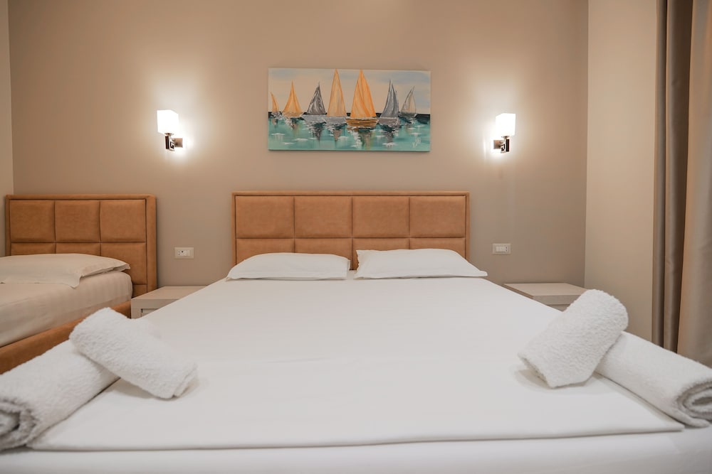 Hotel Roalb 13/28