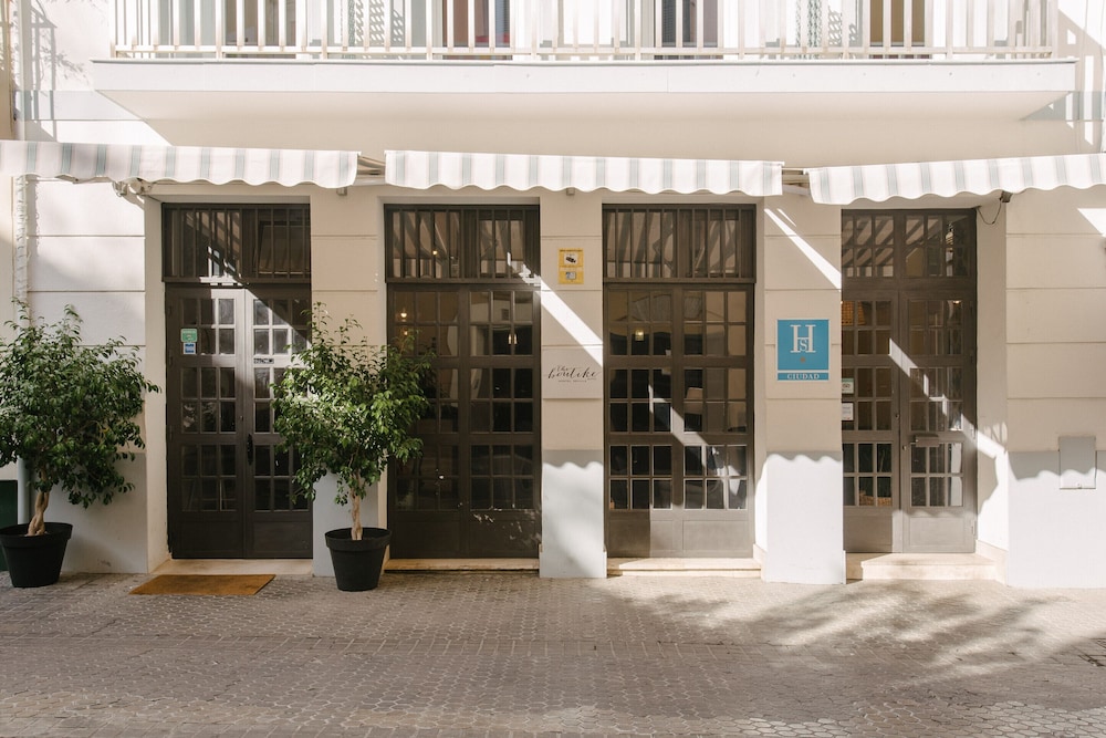 The Boutike Hostel 2/38