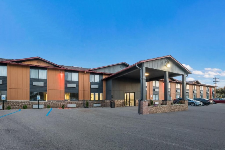 Super 8 by Wyndham Marston 33/41