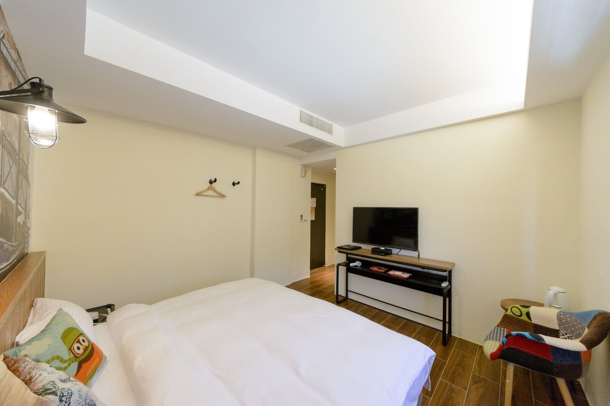 1 BEDROOM, EXCLUSIVE, SUITE