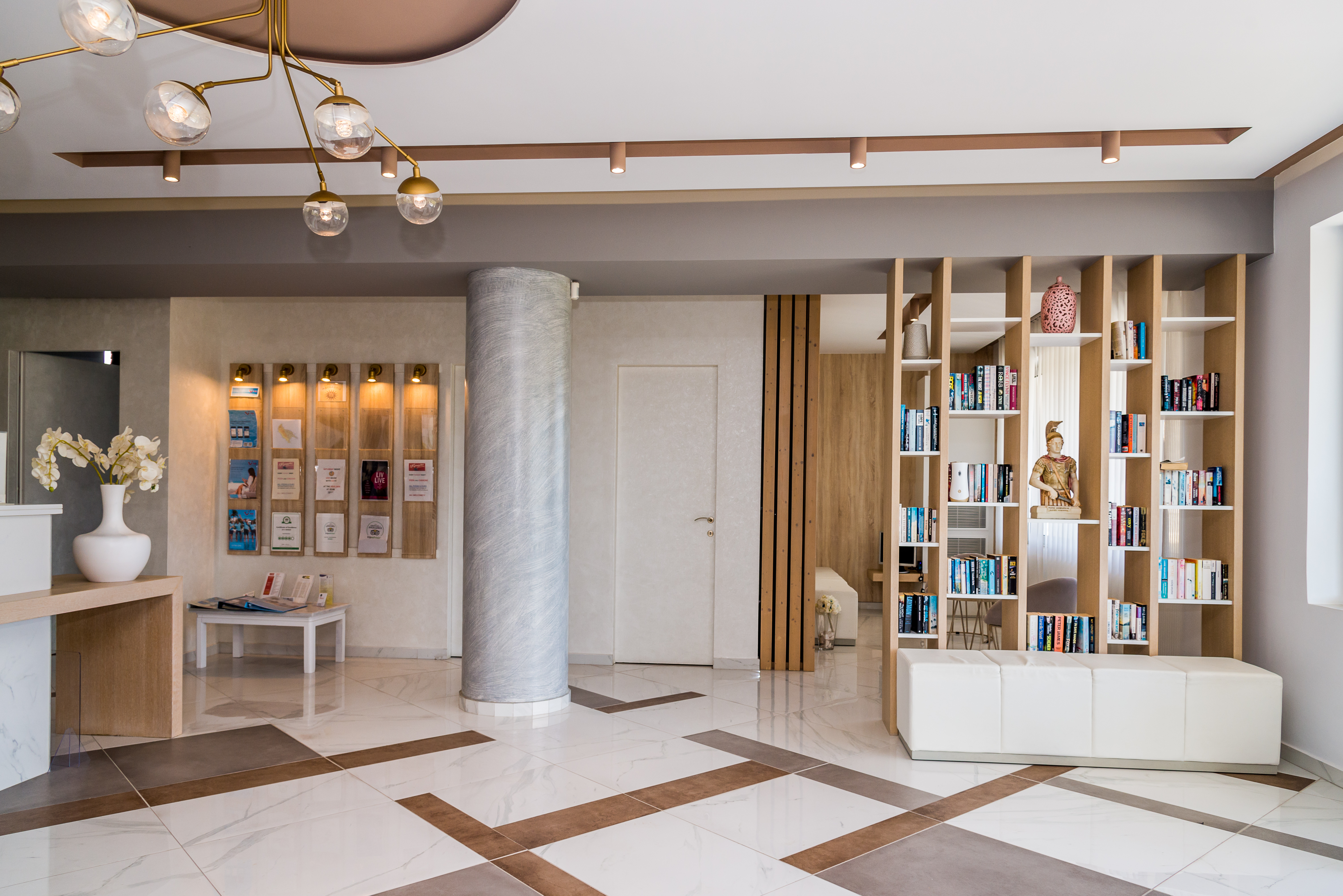 Hotel Macedonia 12/49