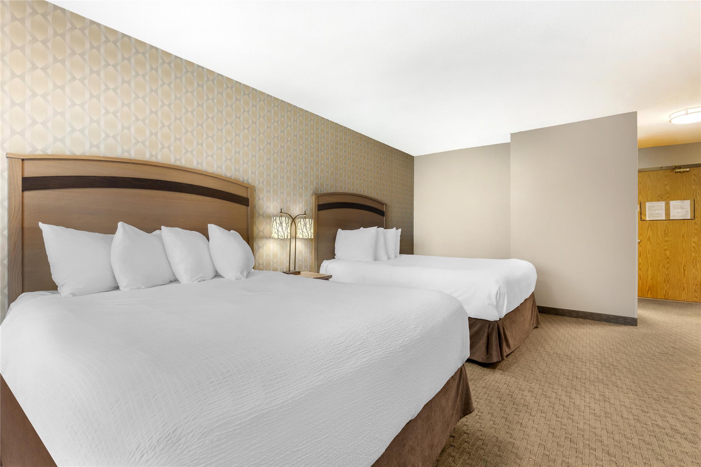 Best Western Plus Country Meadows Inn 9/28