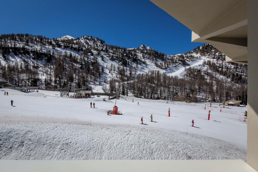 SOWELL HOTELS Le Pas du Loup 67/71