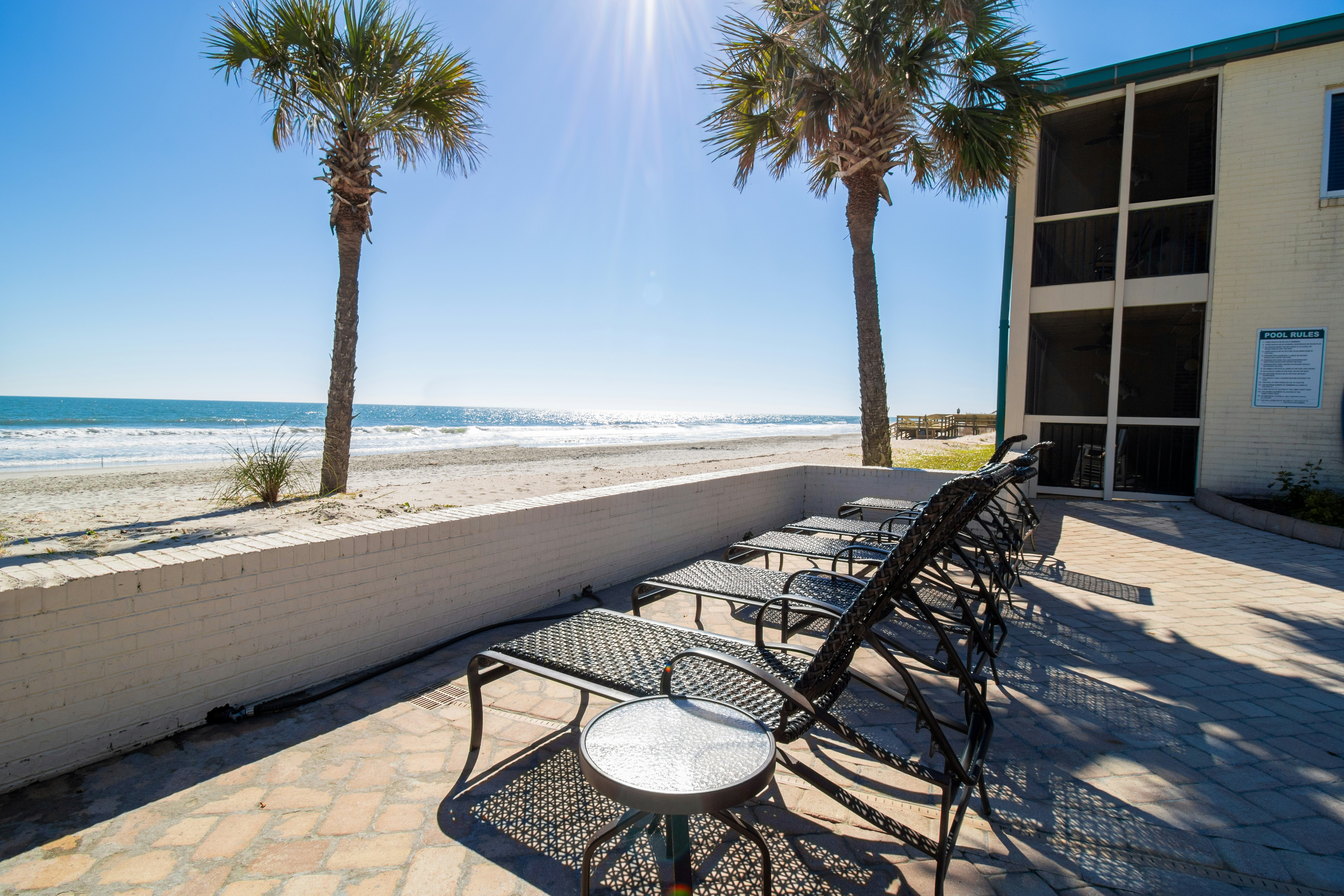 The Oceanfront Litchfield Inn 71/75