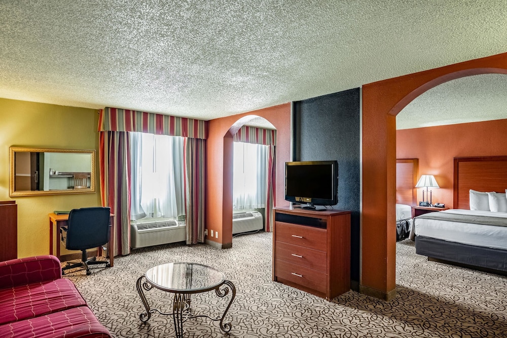 Quality Inn Trinidad, Co 24/45