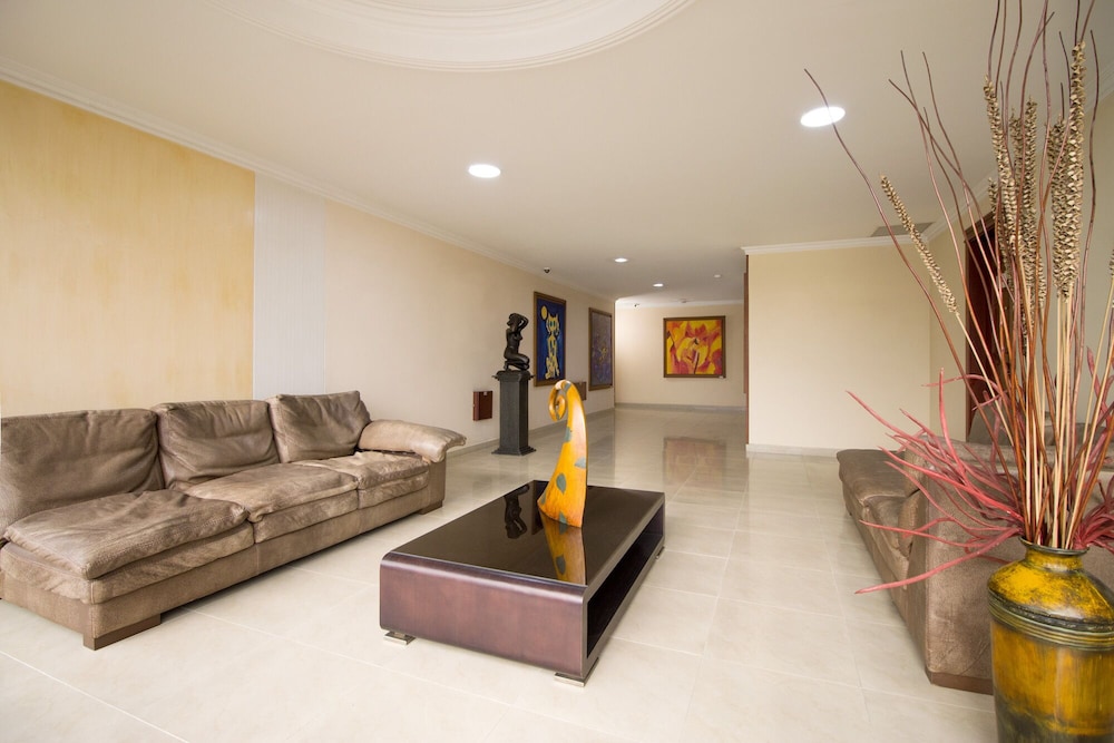 Luxor Plaza Hotel Pereira 39/50