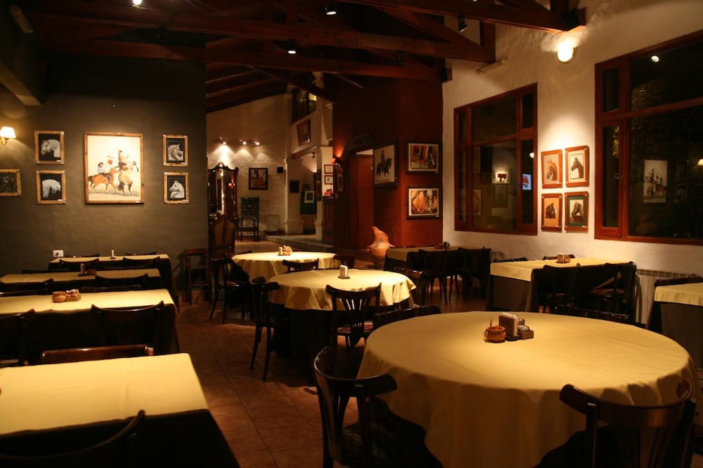 Hosteria Lunahuana 48/60