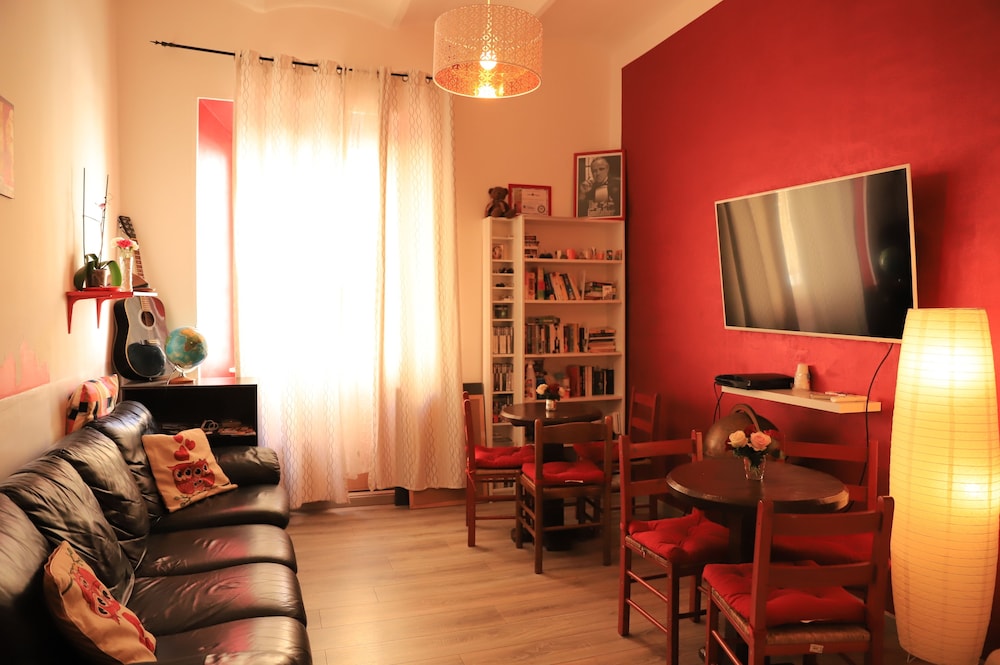 Roman Holidays Hostel 33/50