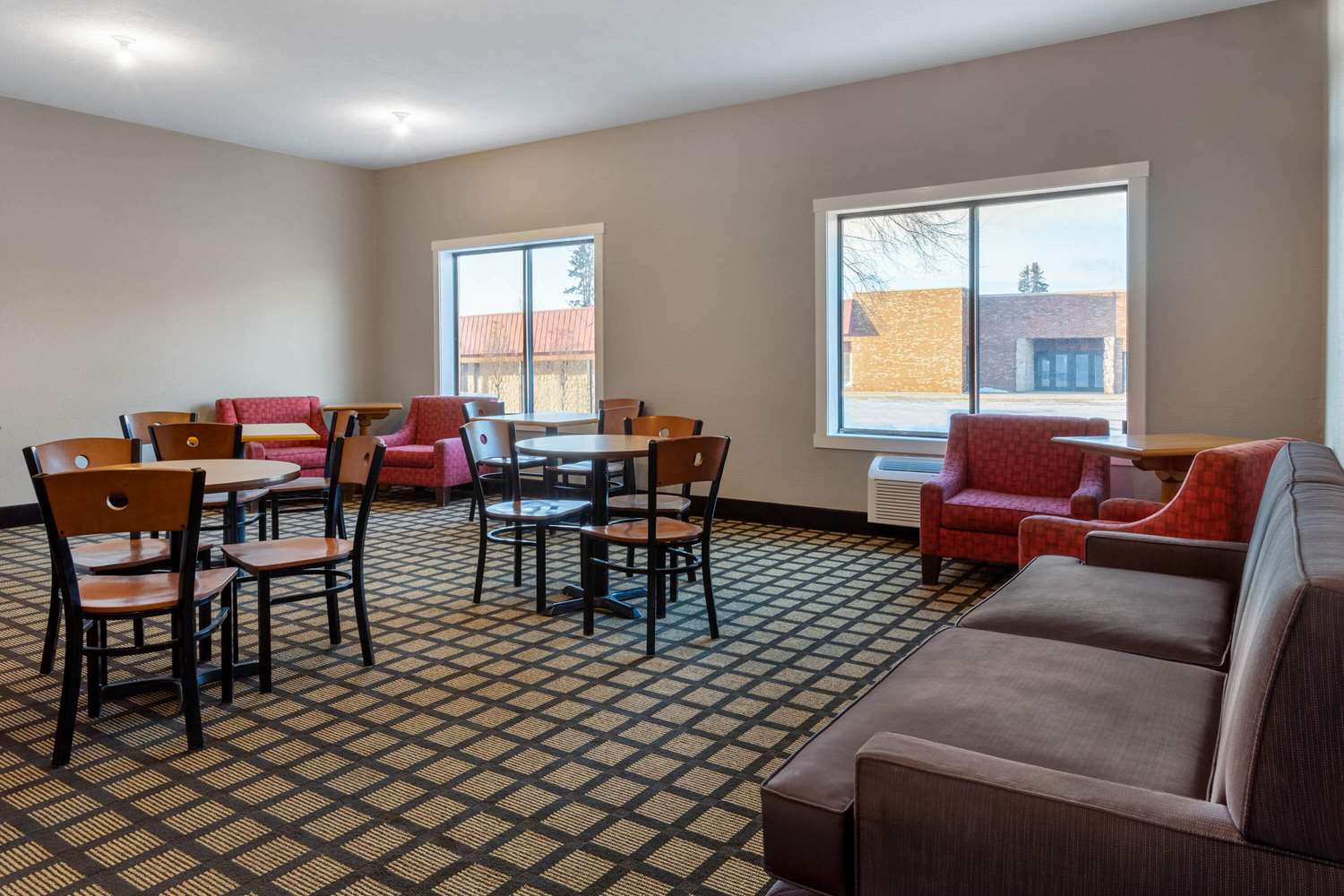 Baymont by Wyndham Rochester Mayo Clinic Area 13/18