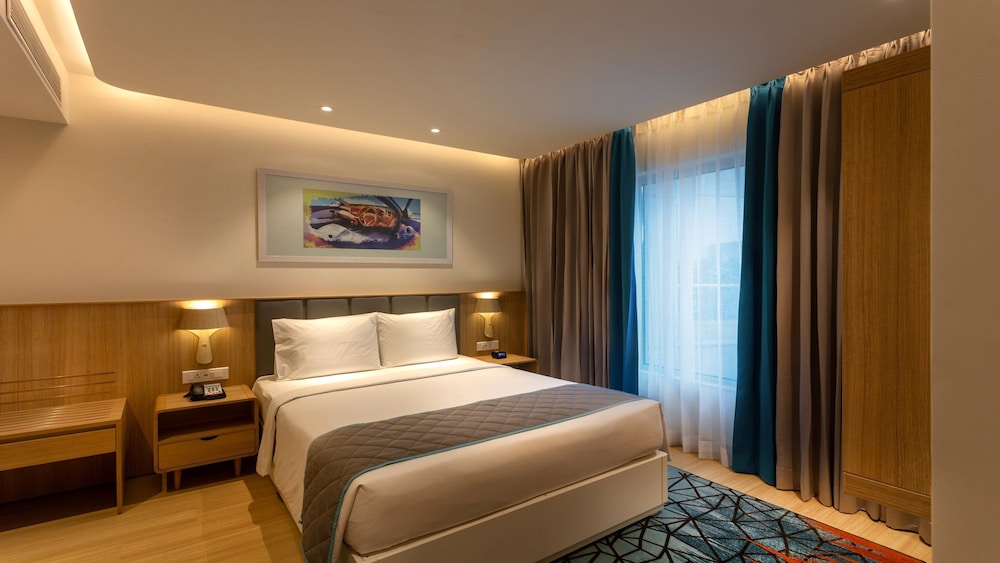 Holiday Inn Express And Suites Bengaluru Old Madras Road 17/59
