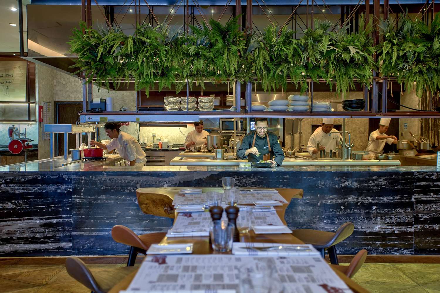 restaurant cafeteria