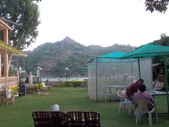 HOTEL LAKE PALACE 15/19