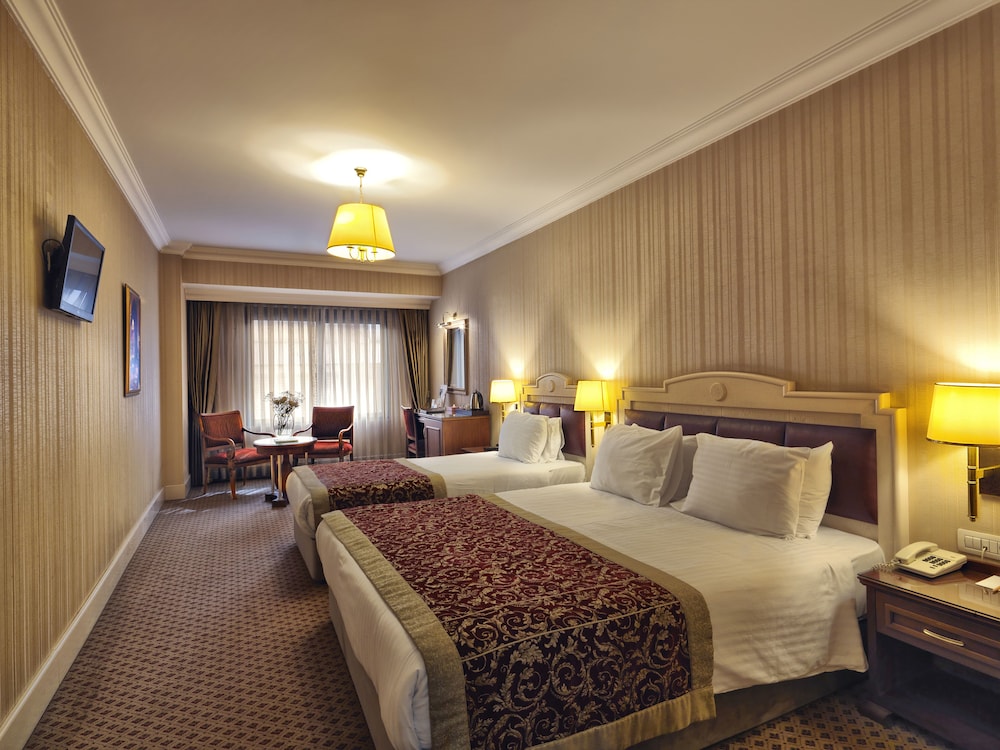 Taksim Metropark Hotel 24/50