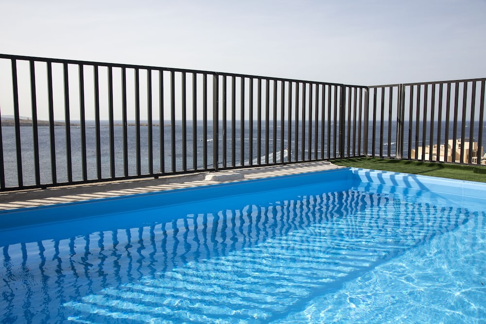 Relax Inn Hotel 16/21