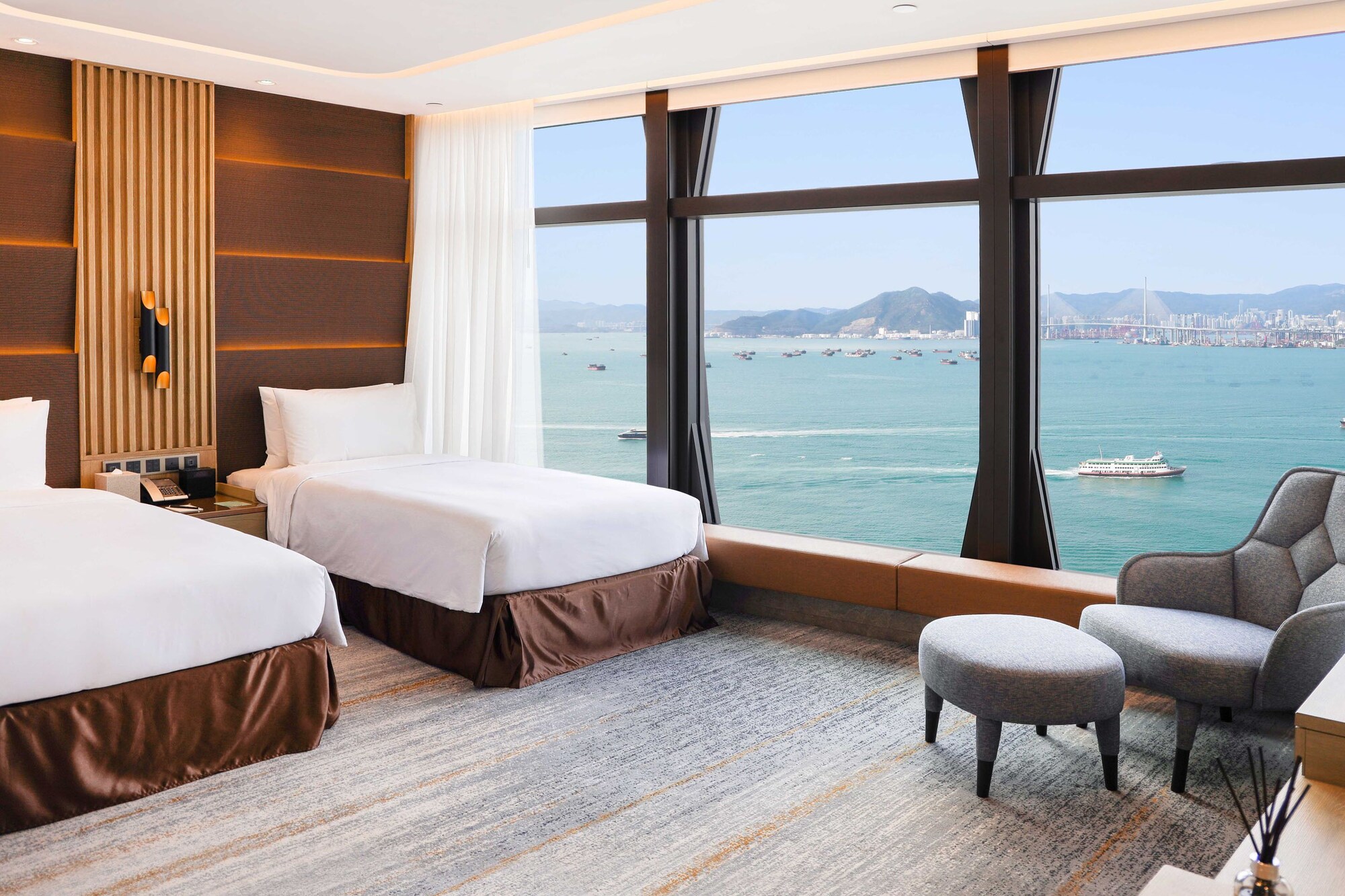 HARBOUR, UPPER, TWIN BEDS
