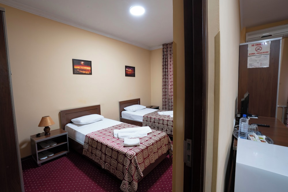 Rohat Hotel 13/43