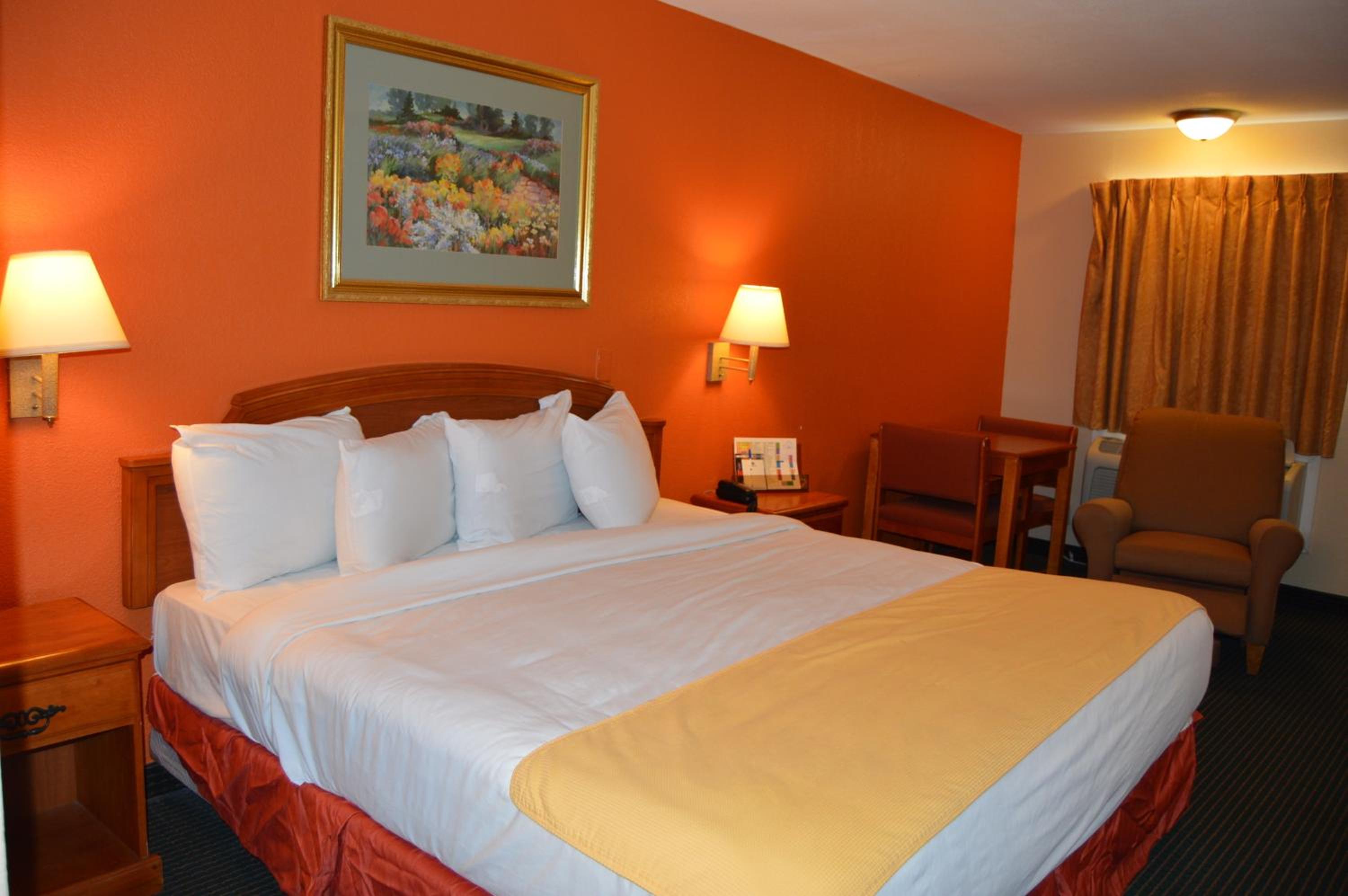 Americas Best Value Inn Gainesville, TX 12/27