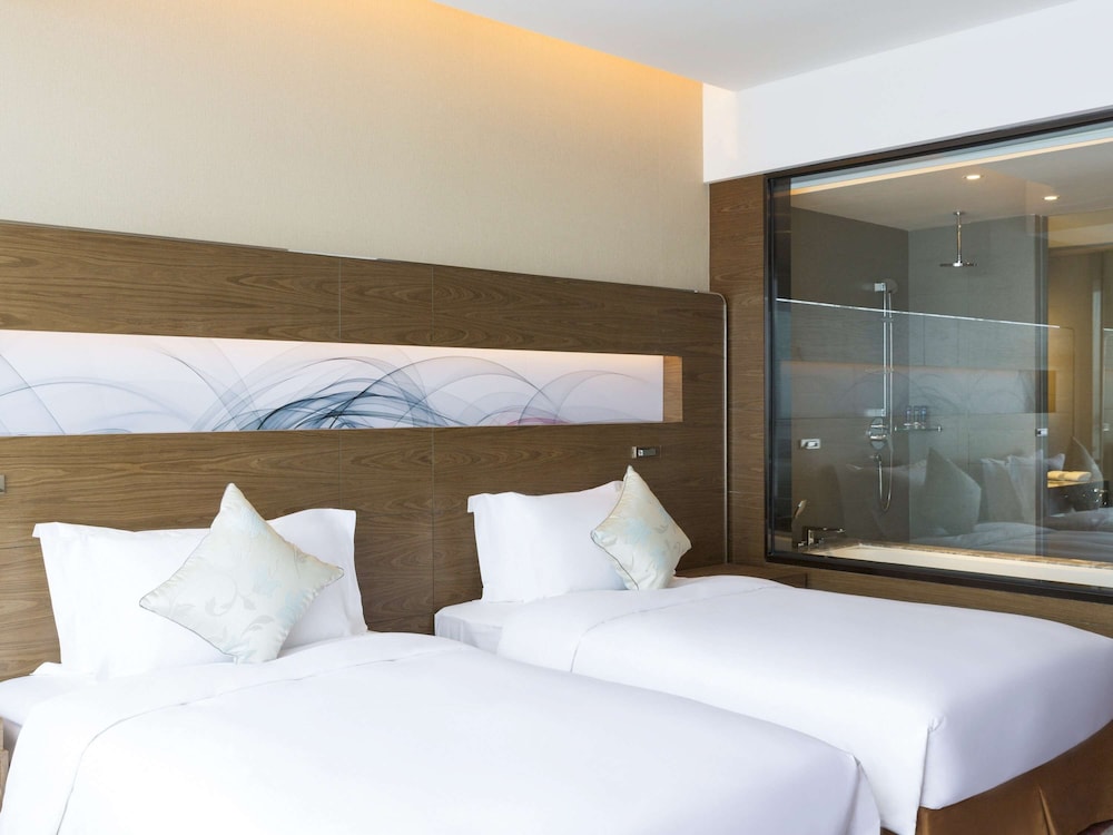 غرفة ديلوكس بسريرين منفصلين، Novotel Rizhao Suning 2/9