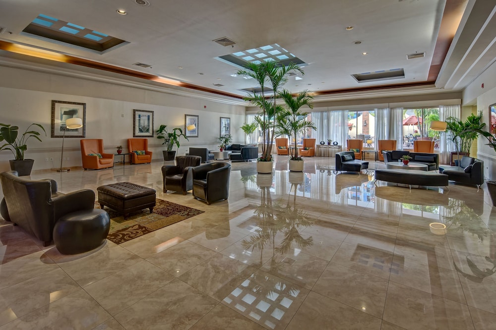 Holiday Inn Port of Miami Downtown Hotel 56/73