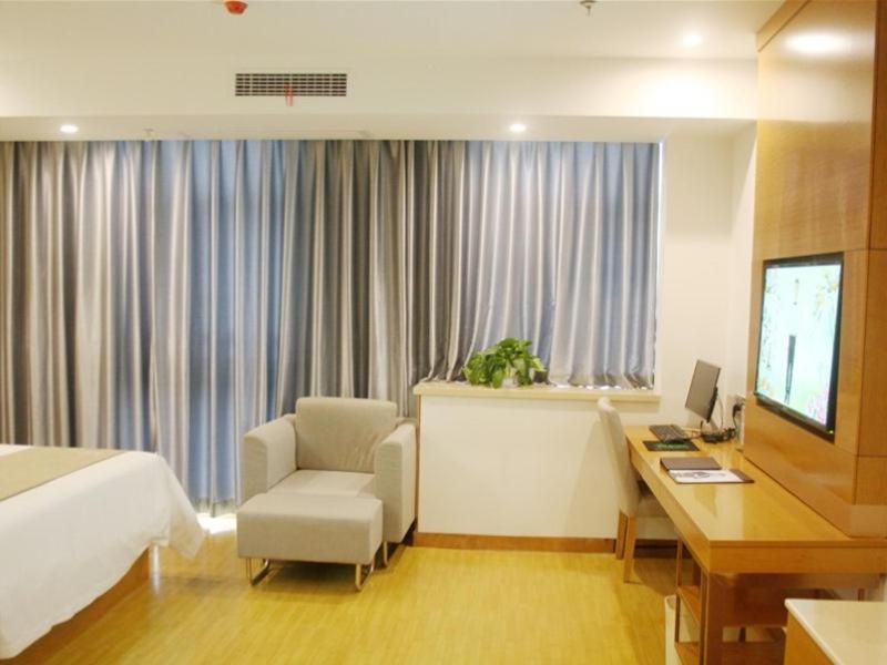 GreenTree Inn Bozhou Mengcheng County Red Star Macalline Business Hotel 13/17