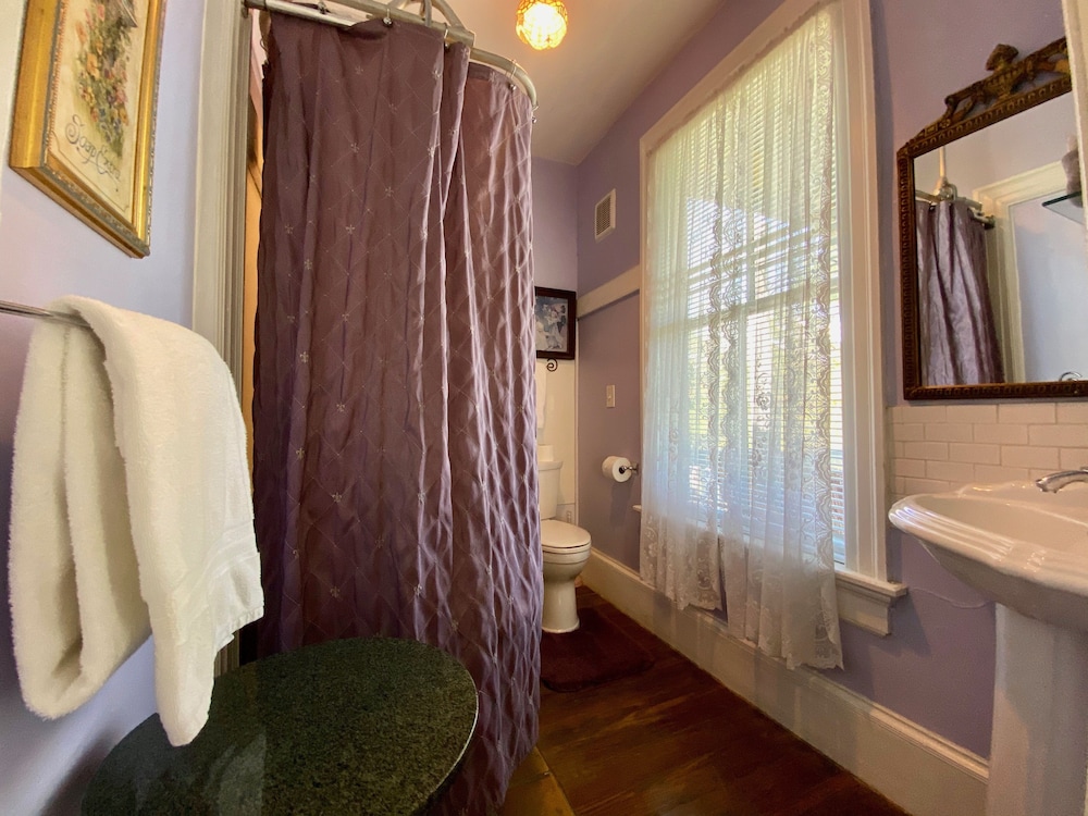 Penny Farthing Inn 45/45
