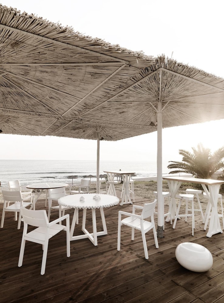 Sesa Boutique Hotel 41/47