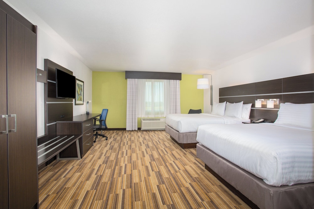 غرفة قياسية بسريرين كوين، HOLIDAY INN EXPRESS & SUITES RAPID CITY - RUSHMORE SOUTH 2/8