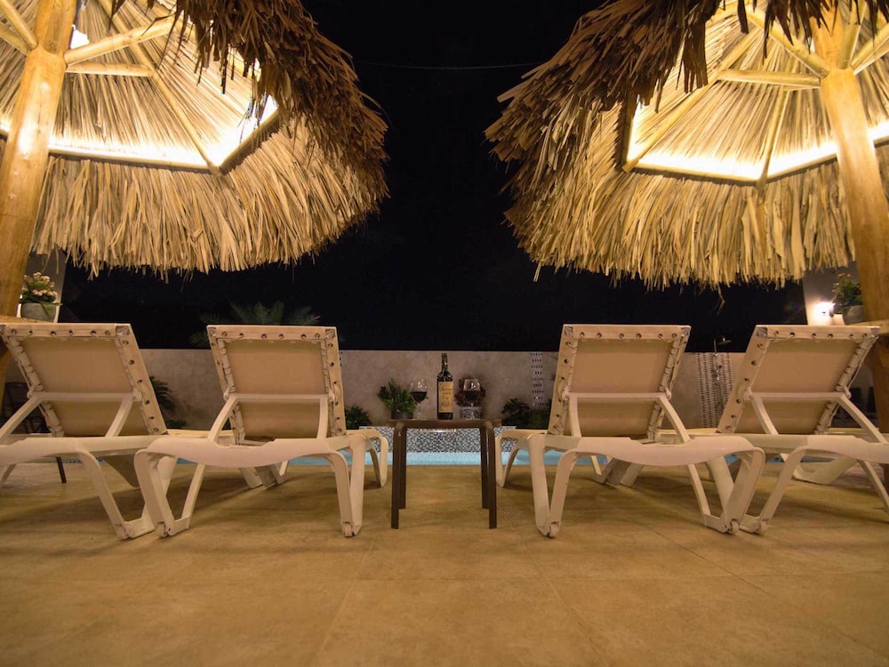 Golden Villas Aruba 40/54