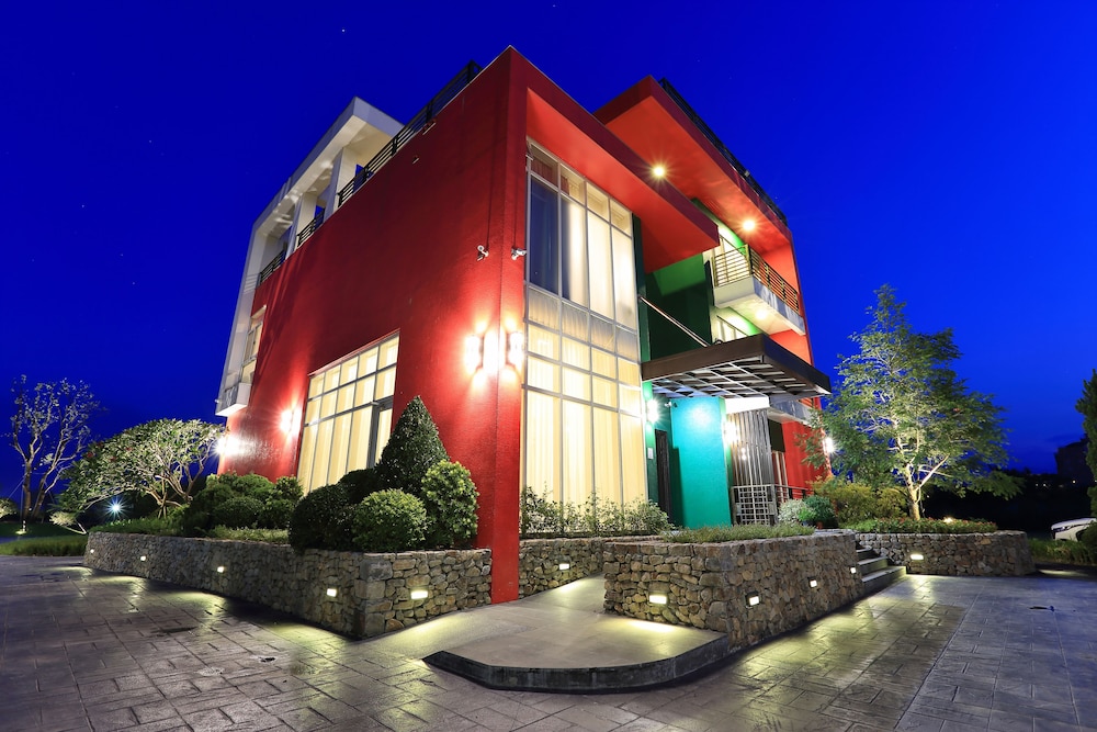 Green Resort 3/50