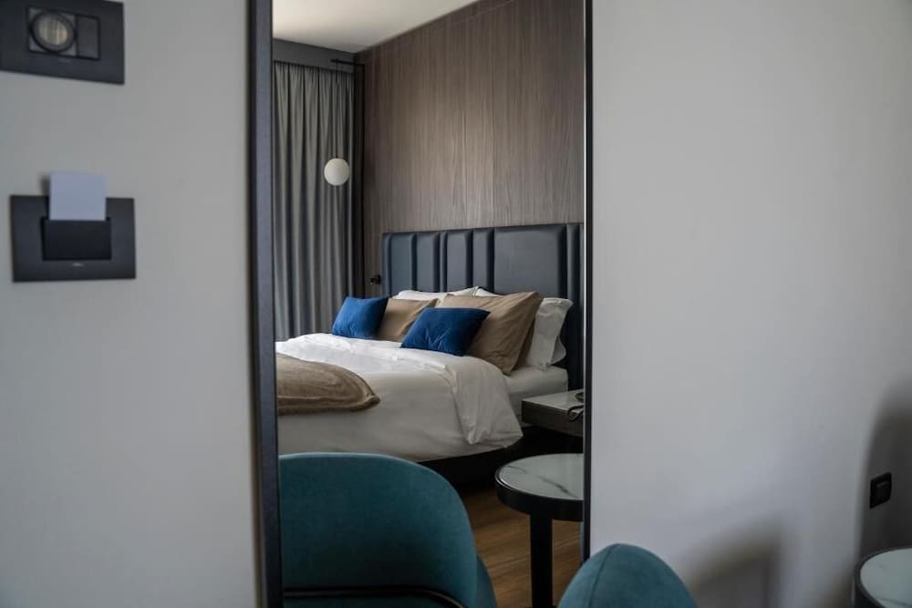 Hotel Leonessa 20/45