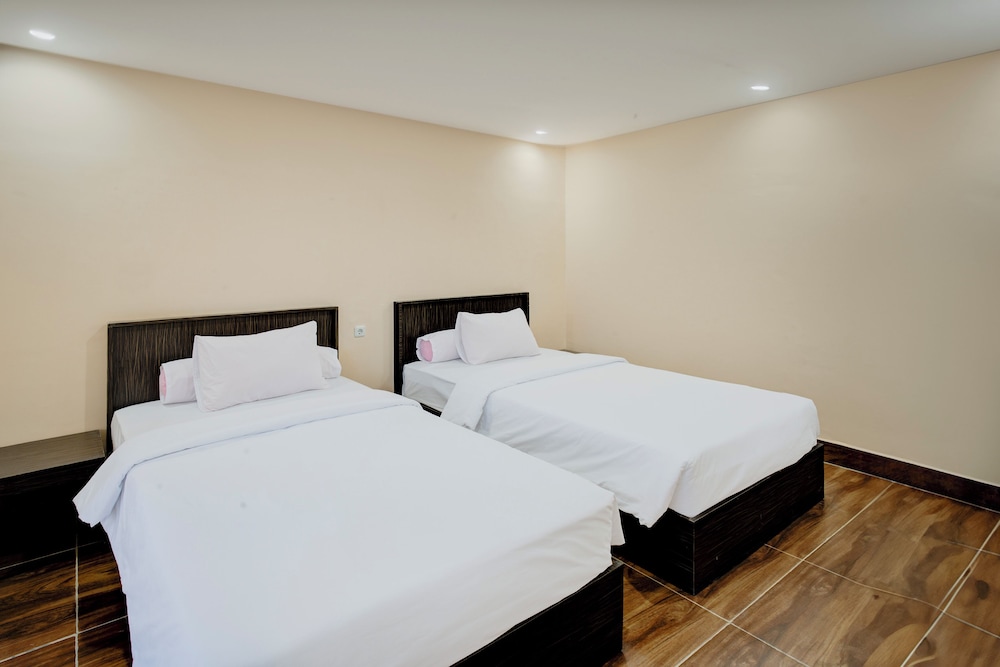 Hotel O Makassar Near Bandara Sultan Hasanuddin Formerly 88 Inn Maros 10/25