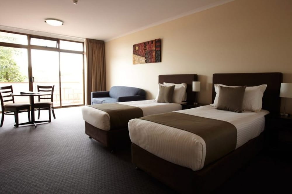 Mantra Meridien Adelaide 22/53